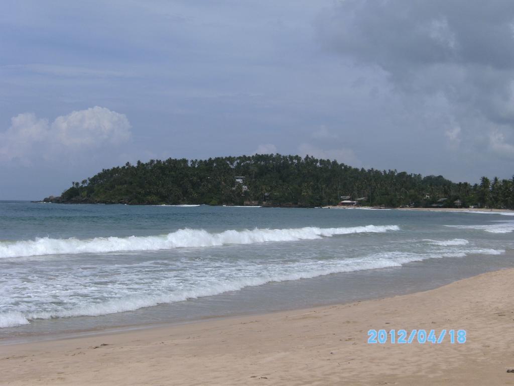 Sun Ocean Inn Mirissa Extérieur photo